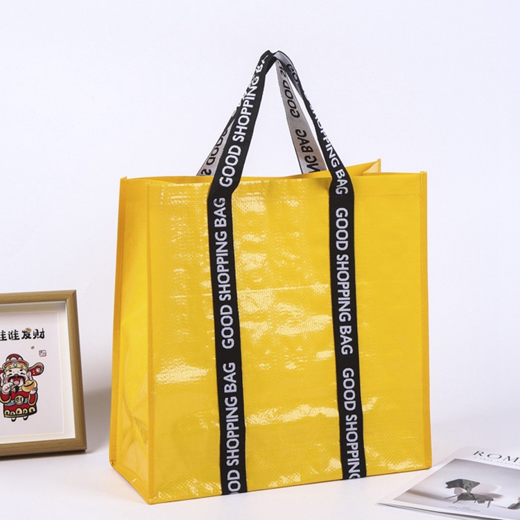 Custom hand bags / Custom tote bags